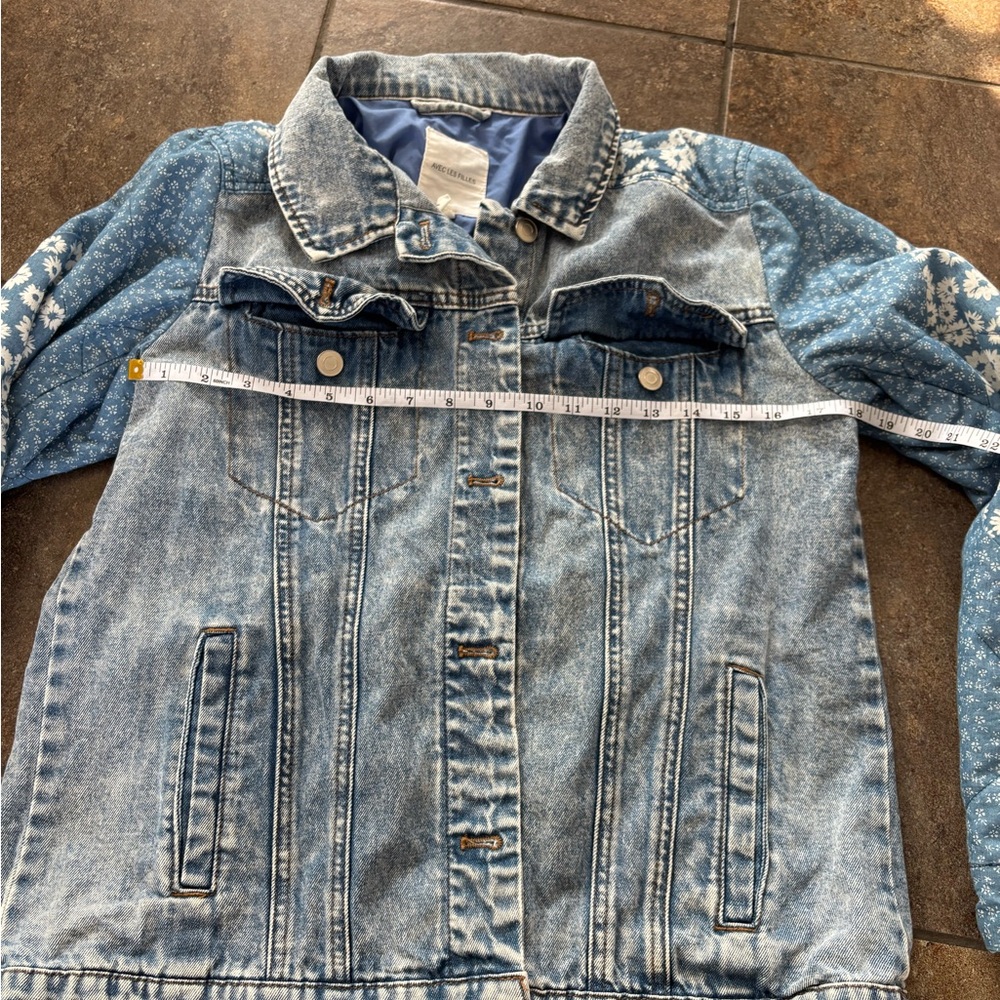 Avec Les Filles Blue Denim Jacket with Floral Patchwork Sleeves - Picture 3 of 5